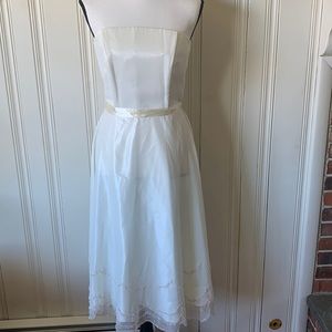 Classic Ivory Strapless Wedding Dress